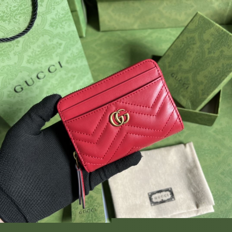 G*u*i wallets & purse